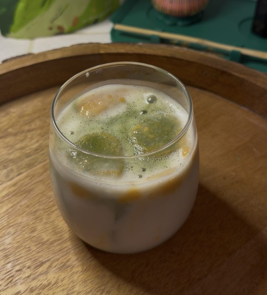Dairy-Free Pumpkin Spice Matcha with Pumpkin Spice Ice&nbsp;🎃🍵